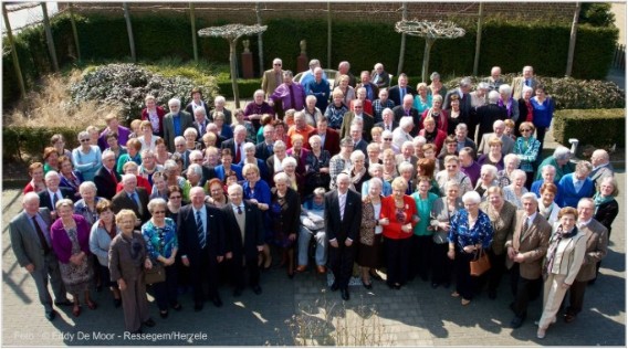 Neos Oosterzele bestaat 20 jaar. Dat werd gevierd met 150 aanwezigen (foto Eddy De Moor)